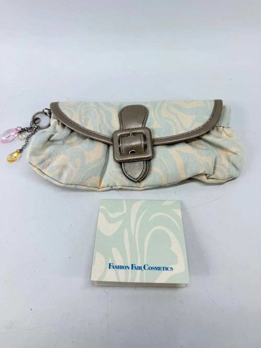 Fashion Fair Cosmetics Canvas Clutch Wallet Keychain Charm Blue White Vintage